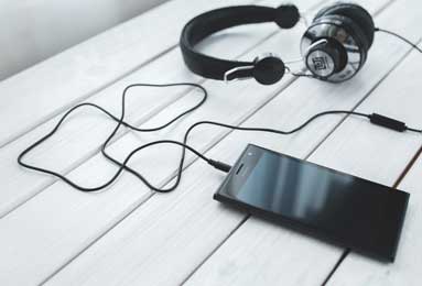 欧冠直通淘汰赛名单揭晓，8强率先晋级，席位尘埃落定！